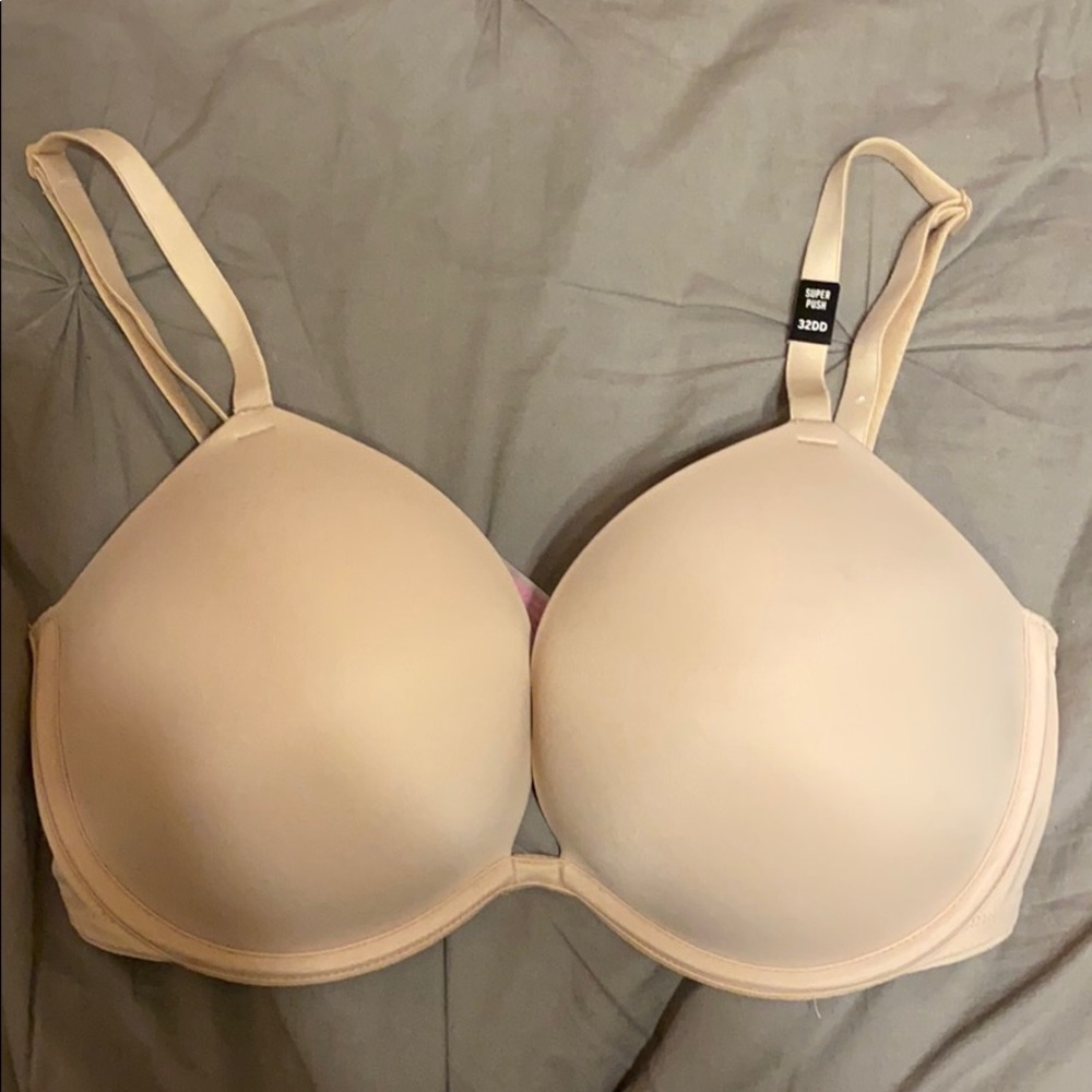 32 DD push up bra